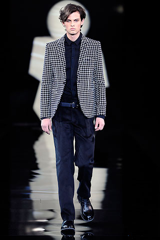 Emporio Armani / - 2010-2011